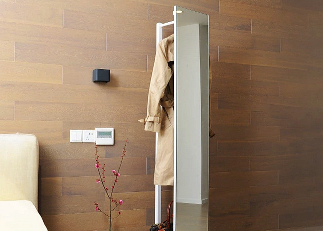 Rotatable Avrika Mirror